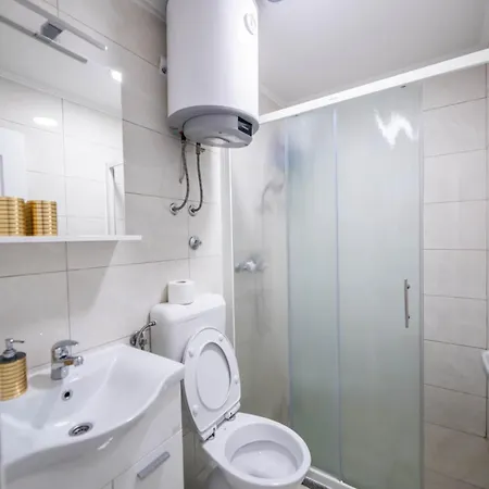 Budimcic トレビニエ